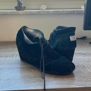 Toms booties